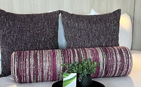 Coast Calgary Downtown Hotel & Suites By Apa