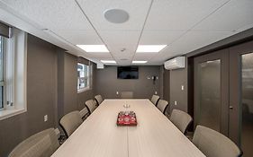 Coast Calgary Downtown Hotel & Suites By Apa